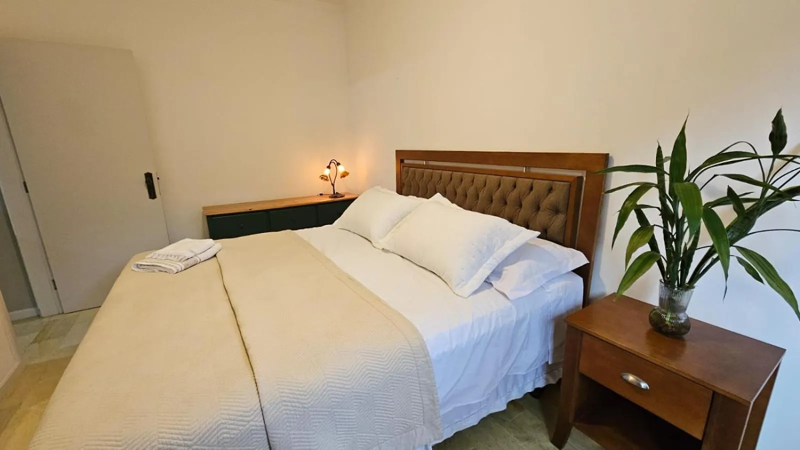 Privatunterkunft Quarto Pitangueiras Florianópolis